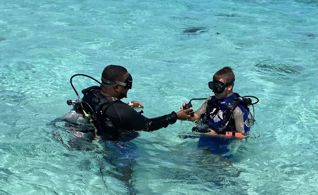 sunnyside tours belize placencia dive shop